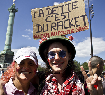la dette c'est du racket !