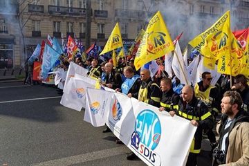 UNSA SDIS 95 - Syndicat Pompiers et PATS's photo.
