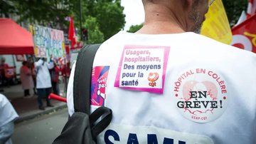 une personne ou plus et plein air