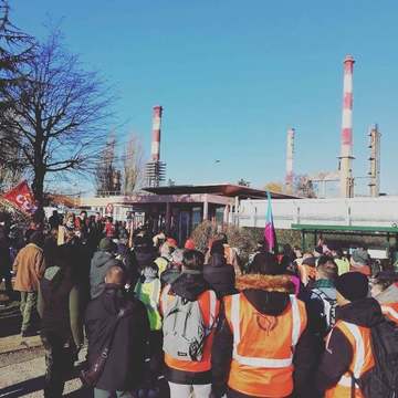  une personne ou plus, personnes debout, ciel et plein air