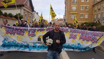  7 personnes, personnes debout et plein air
